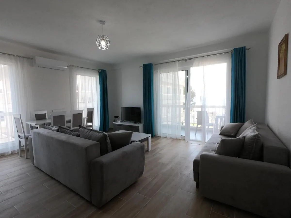 R&I Sea And Mountain View Apartments Radhime Orikum