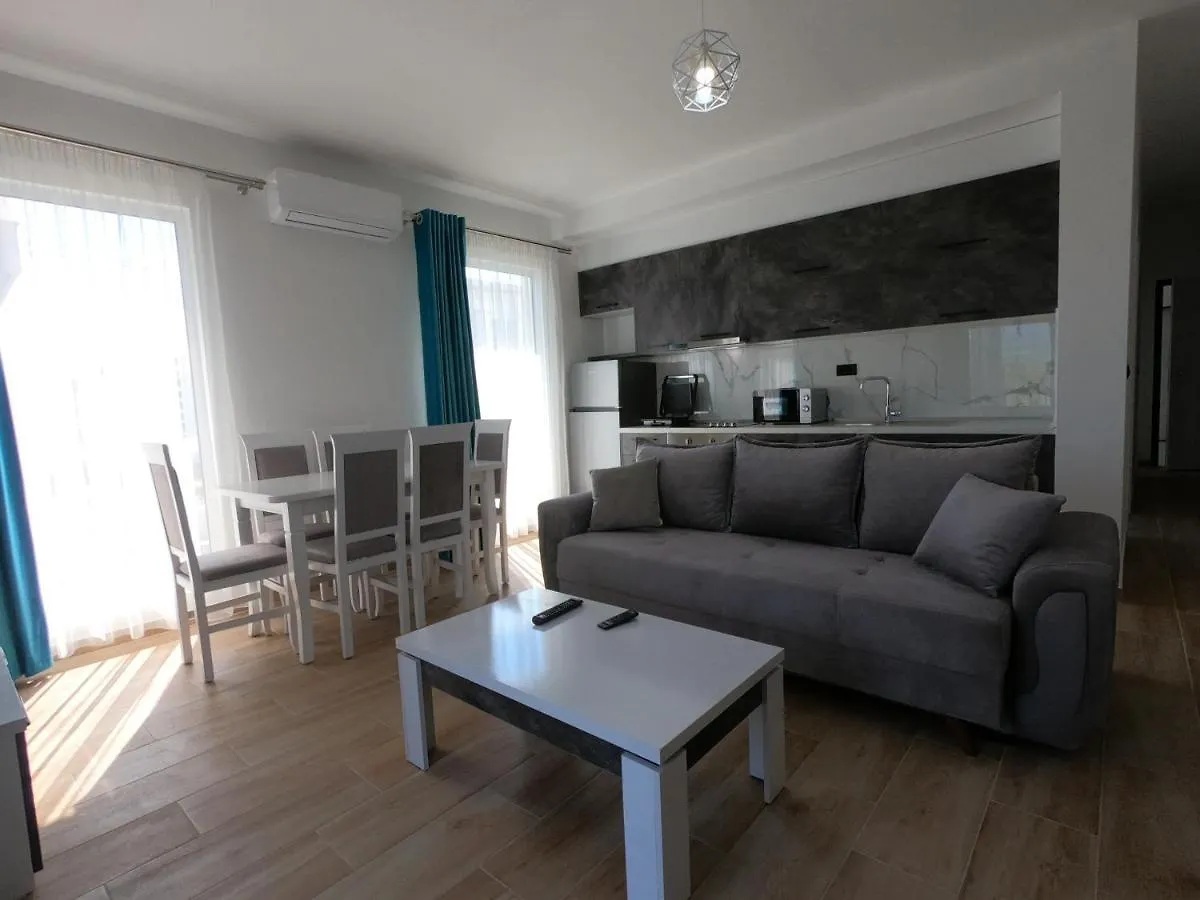 R&I Sea And Mountain View Apartments Radhime Orikum
