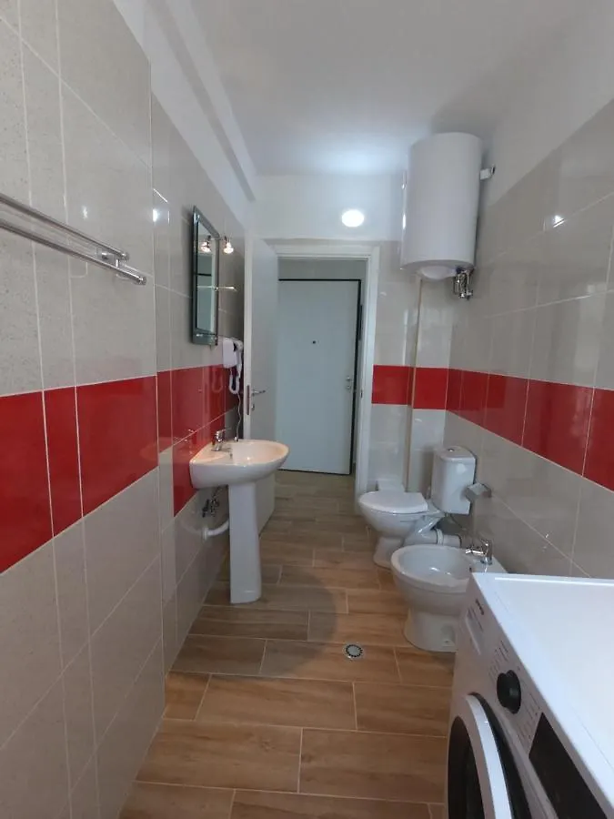 R&I Sea And Mountain View Apartments Radhime Orikum