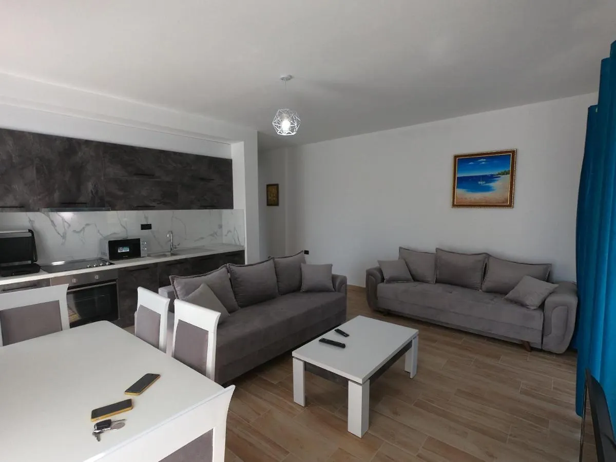 R&I Sea And Mountain View Apartments Radhime Orikum