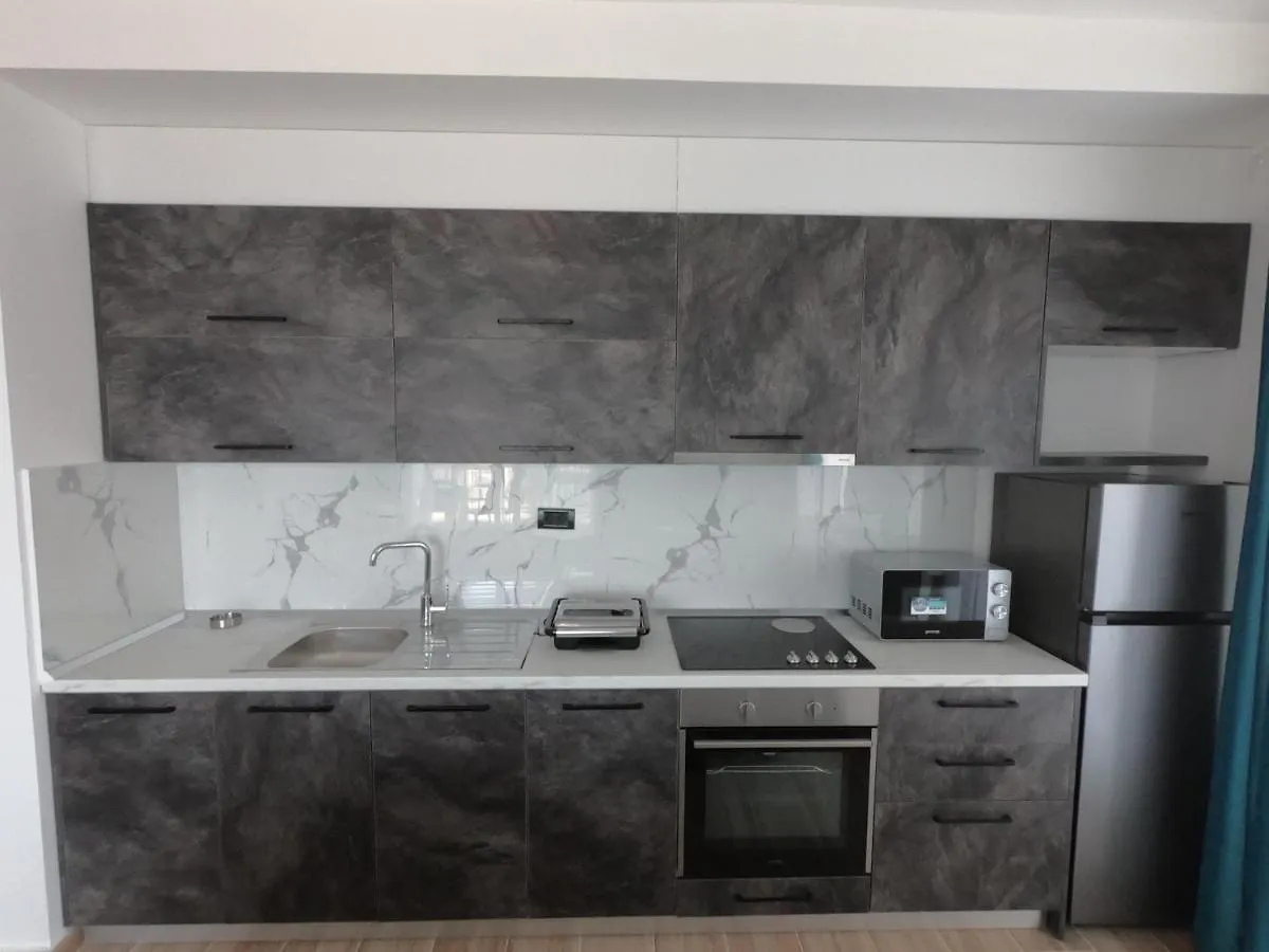 R&I Sea And Mountain View Apartments Radhime Orikum