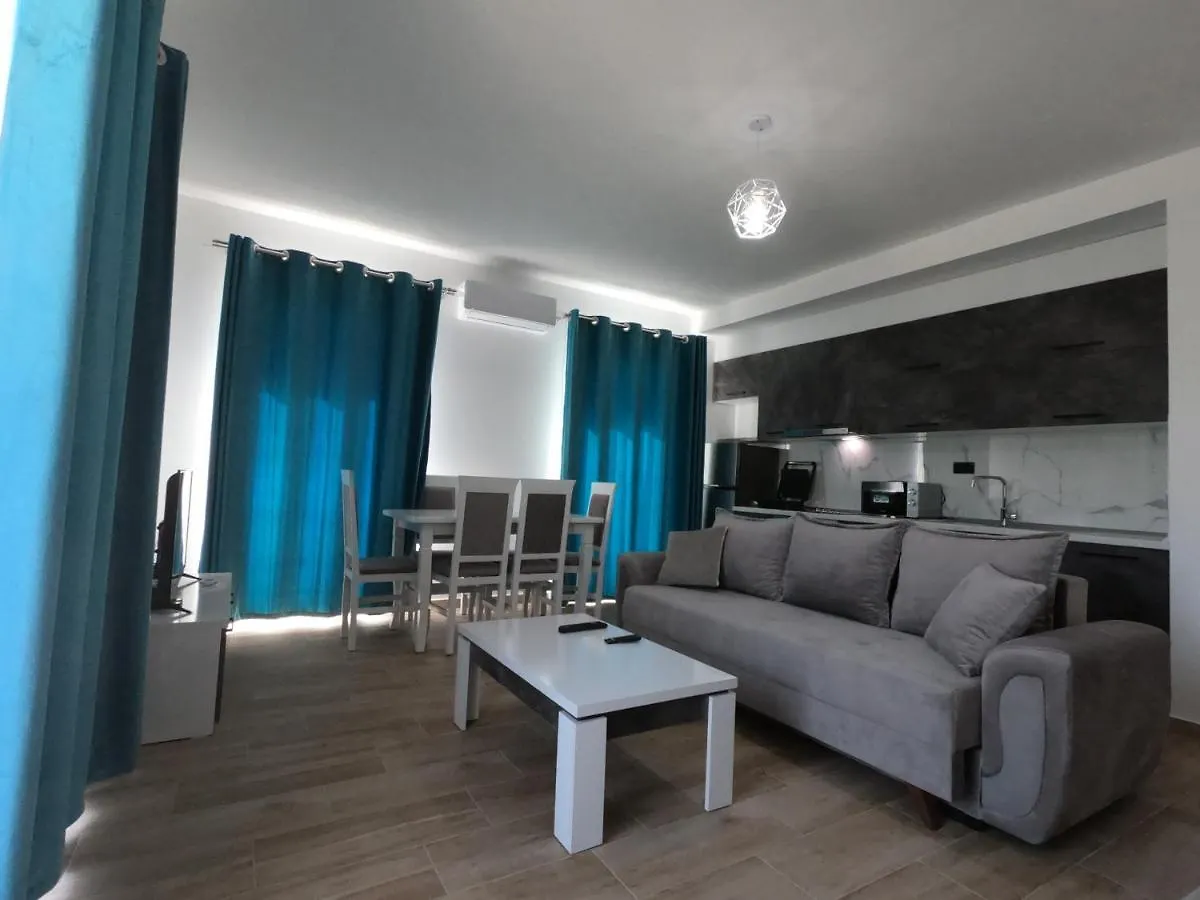R&I Sea And Mountain View Apartments Radhime Orikum Albania