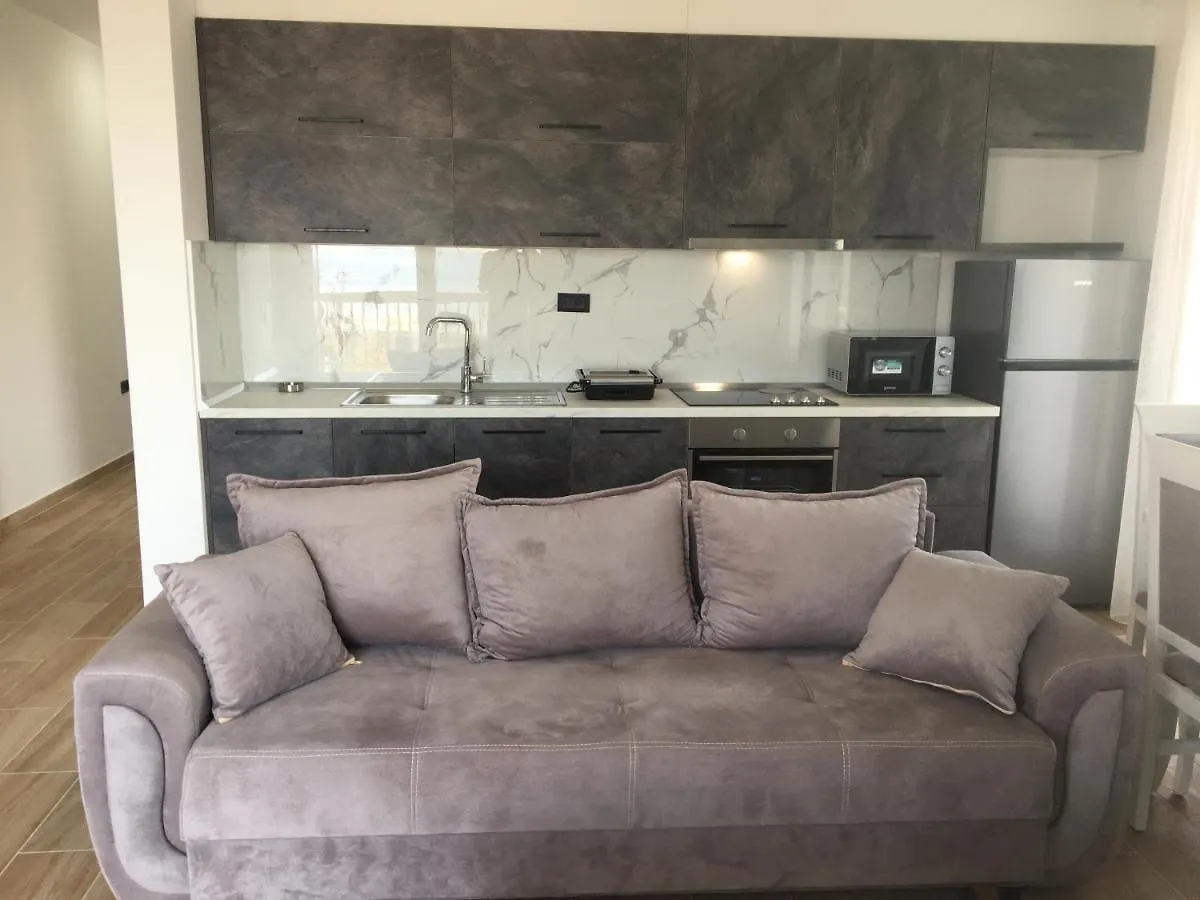 R&I Sea And Mountain View Apartments Radhime Orikum