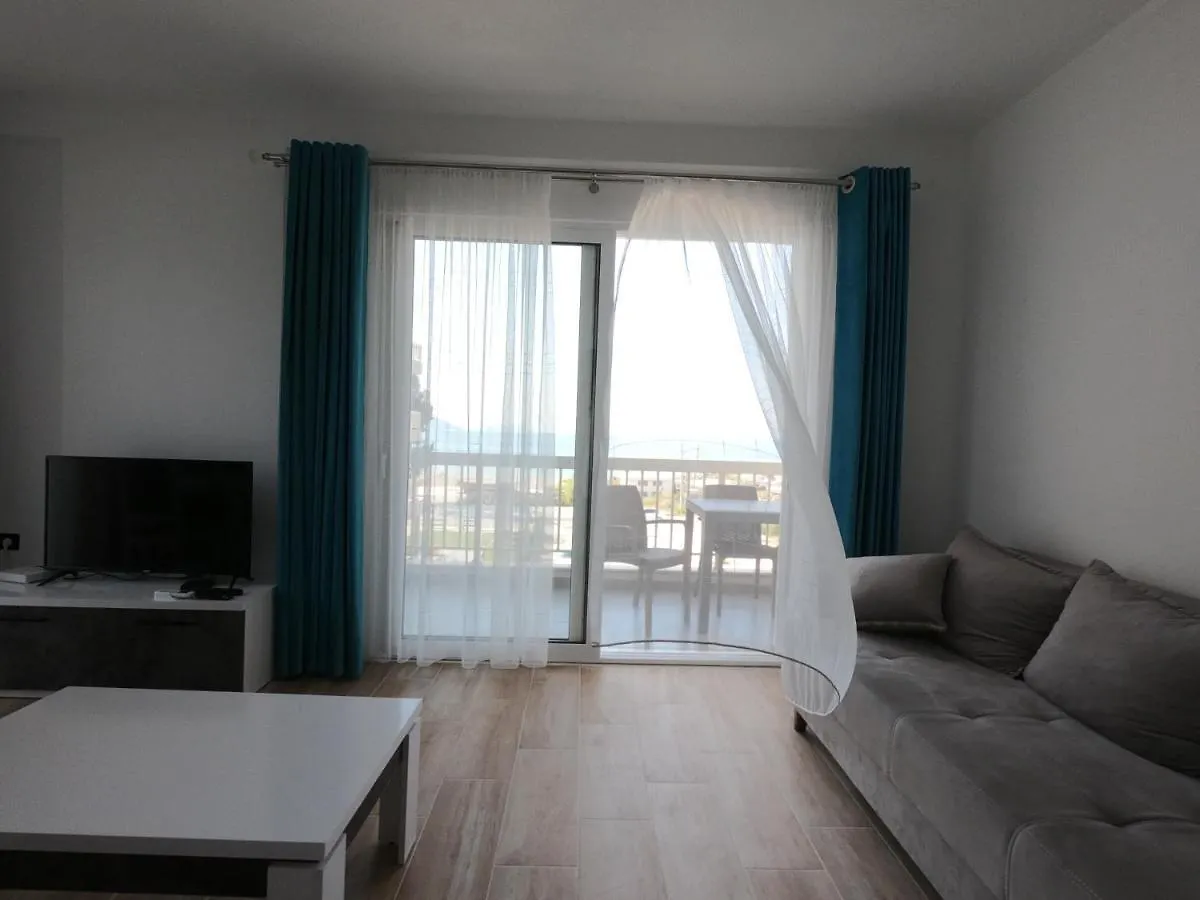 R&I Sea And Mountain View Apartments Radhime Orikum