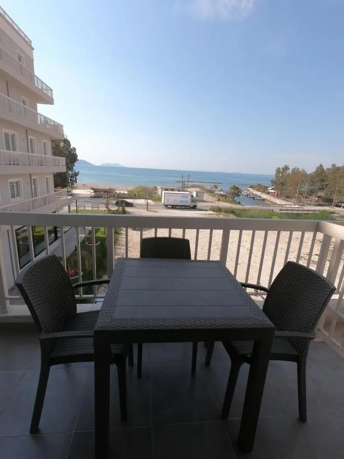 R&I Sea And Mountain View Apartments Radhime Orikum