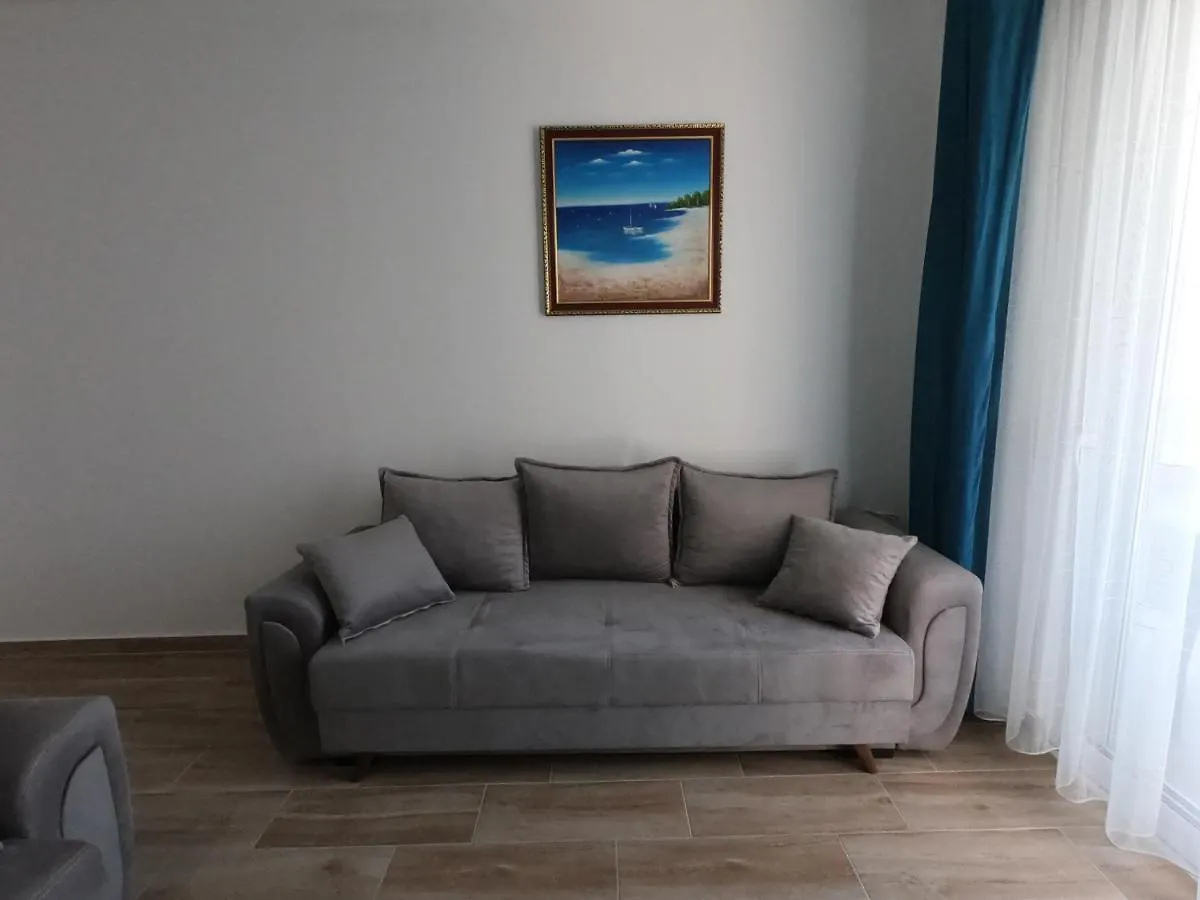 R&I Sea And Mountain View Apartments Radhime Orikum 0*,